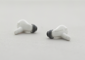 美品 定価560000円　パナソニック　両耳　補聴器　充電式　WH-G35　panasonic