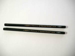 ＜新品未使用＞鉛筆2本 ESTABLISHED 1887 matured MITSU-BISHI 9800（HB & 2H 各１本）三菱鉛筆（送料120円）