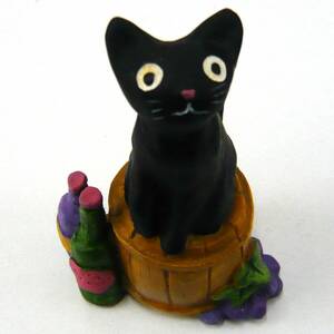 オーナメント(ミニオンワイナリー)　黒猫+樽　