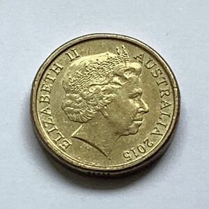 【希少品セール】オーストラリア エリザベス女王肖像デザイン 2015年 2ドル硬貨 1枚
