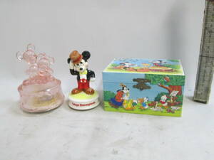 ミッキーマウス　ミニー　ジュエリーケース＆ クリスタル　オルゴール　２台（ サンキョー）＋陶器　オルゴール（ＴＤＬ）