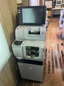 グローリー 小型硬貨紙幣現金入金機 新500円玉対応済み DS700 硬貨選別 計算機 印刷 感熱紙 ジャーナル 金庫 マネーカウンター