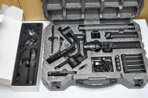 キレイ！ FeiyuTech AK4500SK　フェイユーテック AK4500 スタンダードキット　ミラーレス / 一眼レフ用 3軸ジンバル　カメラスタビライザー