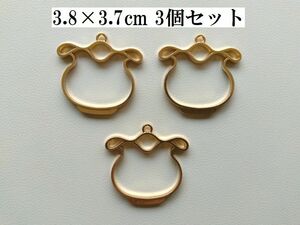 手芸用品え18■ピンクゴールド系レジン枠金属チャーム3個セット＊金魚鉢■ビーズ・アクセサリー等ハンドメイドパーツ