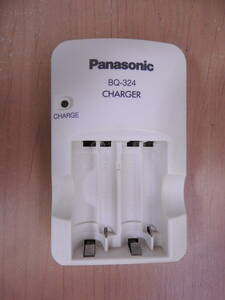 パナソニック Panasonic エボルタ 単3・単4 ニッケル水素電池・ニカド電池 急速充電器 BQ-324 中古 動作品