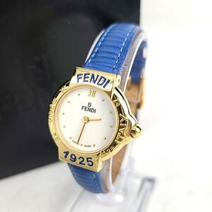 △ほぼ新品△FENDI フェンディ ホワイトシェル文字盤 ラウンド ゴールド クオーツ レディース腕時計