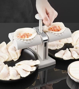 餃子包み器 餃子メーカー 餃子つつみ機 2つ同時に餃子を包める 圧力型 家庭用 レストラン用 調理用具 