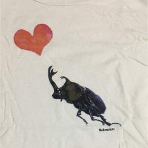  ボヘミアンズ Tシャツ カブトムシ　S / 白/　Bohemians/BEETLE HEART/　　　ハート　虫　a