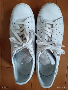 adidasレザースニーカーstan smith＜US8.5 UK8 FR42 JP26.5 CHN26.0＞USED