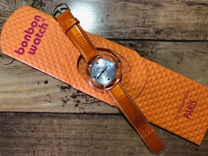 レア 良品 ケース付 bonbon watch ボンボンウォッチ PARIS SWISS MADE デイト 透明×オレンジ 純正ベルト クオーツ レディース 腕時計