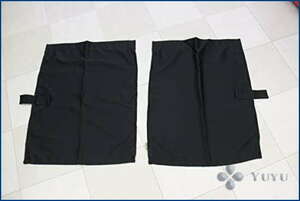 トラックカーテン リアカーテン ノーマル 黒 1級遮光 安心の日本製 巾85ｘ丈70cm2枚入り 日よけに最適