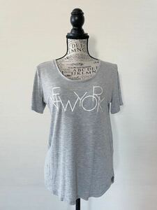 ニューヨーク H&M 半袖 シャツ NY インポート 人気 グレー ロゴ TEE クルーネック カットソー レディース ヨガ スクリプトグラフィック S