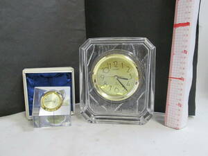 HOYA　ホヤ（電池切れか交換できる方）　CTTIZEN　シチズン（テストOK）　　クリスタル　　置き時計　２台　きれいです　