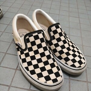 VANS スリッポン 24cm 白黒　チェッカー スニーカー