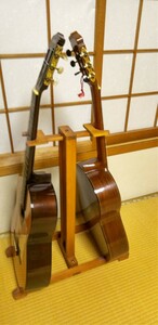 新品　オリジナル手ずくり　木製ギタースタンド　2本掛け　送料無料