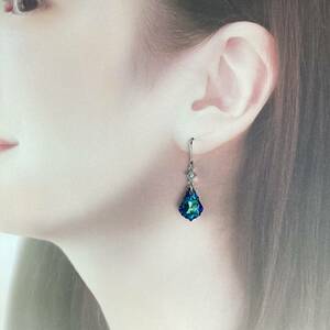 Swarovski 16mmバロックピアス〜バミューダブルー