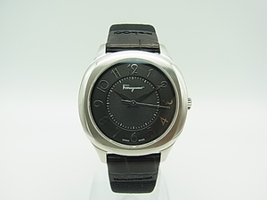 サルヴァトーレフェラガモ Salvatore Ferragamo メンズウォッチ F4202 メンズ 【中古】 【腕時計】