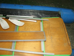 アキレスゴムボートBR-325の底板・椅子板とオール
