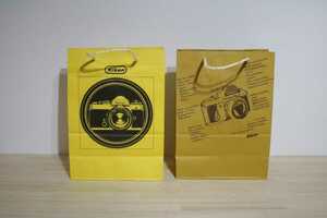 非売品 ニコン Nikon F2 カメラ 一眼レフカメラ デザイン 紙袋 2枚 手提げ袋 ショッパー ショップ袋 企業物 販促 ノベルティ 昭和レトロ