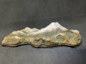 ＜値下＞　盆石　無形文化財　石の甚五郎作　非常に価値ある作品だと思います　富士の峰々　巾55cm 大きな作品です