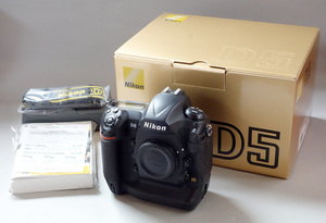 ☆ Nikon ニコン D5 (CF type) 中古実用品　ショット数約19万回 ☆