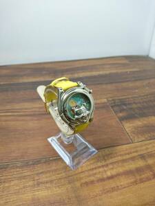 送料無料R36692 Disney pooh くまのプーさん 腕時計 蓋つき 動作品