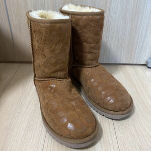 アグー　美品美品　ぶーつムートンブーツ UGG 24センチ