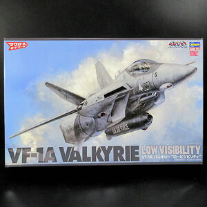 未組立 ハセガワ 1/48 超時空要塞マクロス VF-1A バルキリー ロービジビリティ (プラモデル) 65871