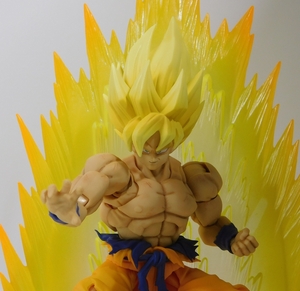 【リペイント】S.H.フィギュアーツ スーパーサイヤ人孫悟空 伝説のスーパーサイヤ人 ドラゴンボールZ SON GOKU LEGENDARY SUPER SAIYAN