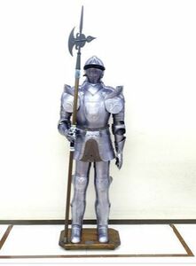 イタリア輸　剣と甲冑を被った戦士のシルバー色特大置物　剣と甲冑を被った騎士の特大置物　剣と甲冑を被った騎士