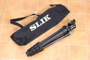 SLIK Uitra 1one UL-105 AMT K396 カーボン三脚 4段階 全長約148cm 撮影道具 袋付き 写真 趣味 コレクション 003JSKJH25
