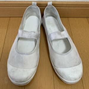 上履き 上靴 校内履き 白底 女の子 EE 23.5 上靴 ムーンスター 白 中古 used 日本製