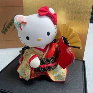ハローキティ 日本人形　ケース付き　大　扇子　新品未使用　限定　箱付き