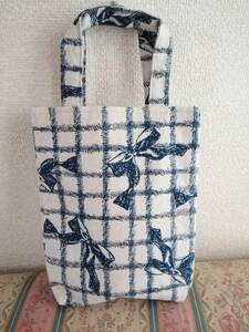 ハンドメイド　手提げバッグ　綿麻布