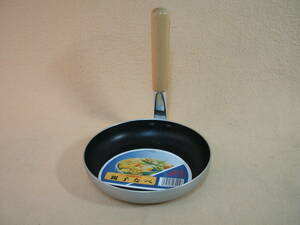 アルミ製 フッ素 加工 親子鍋 (16cm) 1個　 新品 未使用 こびりつきにくい どんぶり カツ丼 ミニフライパン 目玉焼き スクランブルエッグ