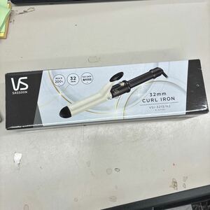 【美品】VS SASSOON VSI-3213/KJ ヘアアイロン