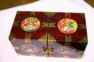長期保管品　未使用新品　　最高級螺鈿双子宝石箱　　韓国製螺鈿細工　　高さ約10センチ　横約18センチ