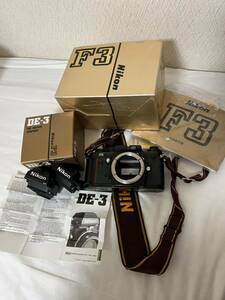 Nikon F3 本体・箱・説明書付き、DE-3ファインダーセット 中古品