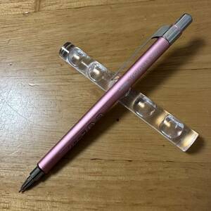 新品 廃盤 Pentel ぺんてる 手帳用 シャーペン 0.3mm QS53 ピンク軸 キャップ式