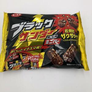 ユーラク　ブラックサンダーミニバー　黒い雷神　158g×1袋