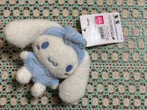 ◆新品　シナモロール　Cinnamoroll　シナモン　ミニぬいぐるみ　ボールチェーンマスコット〈おうちパジャマ〉　サンリオ　sanrio