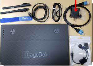 新品？ mageDok 13.3インチ 2K モバイルモニター MacBook/Surface対応 即決 参考写真