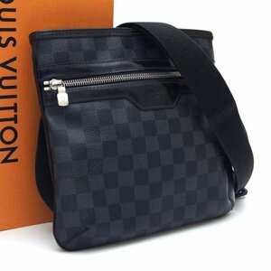 【美品】 ルイヴィトン LOUIS VUITTON ダミエグラフィット トマス ショルダーバッグ メンズ 定価22万 B0209