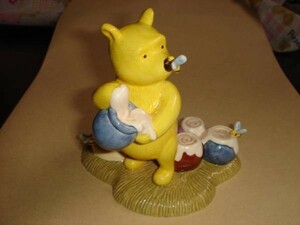 ディズニー キャラクター プーさんと仲間たち ロイヤルドルトン ROYAL DOULTON Any Hunny Left For Me? WP48