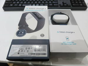 3321☆Firbit Charge 4 Suica対応品　美品