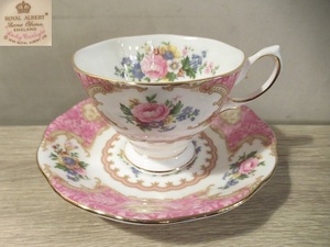 〓ROYAL ALBERT ロイヤルアルバート レディカーライル カップ＆ソーサー C&S 英国製 金縁 ティーカップ コーヒーカップ ξ