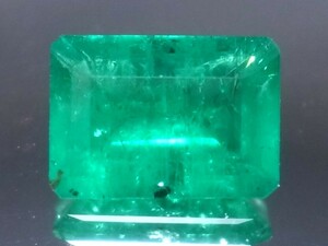 0.76ct 新品・コロンビアカラーの最上級ランクカラー 合成バイロンエメラルド 超希少入手困難・バイロン社製