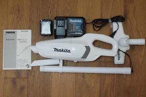 makita マキタ 充電式クリーナー CL107FD 充電器 DC10SA付 10.8Vスライドバッテリー 紙パック式