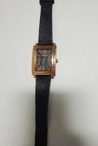 ●LUCIAN●腕時計 革バンド 　メンズ　動作確認済　中古品