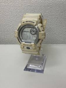 S【5D23】CASIO カシオ G-8900A 稼働 G-SHOCK Gショック デジタル時計 腕時計 ホワイト ラバーベルト 文字盤 20気圧防水 海 水泳 20BAR